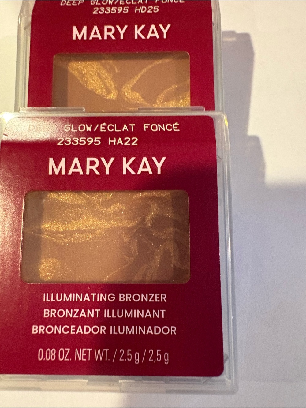 Mary Kay Illuminating Bronzer in Shimmering DEEP GLOW and MEDIUM GLOW.